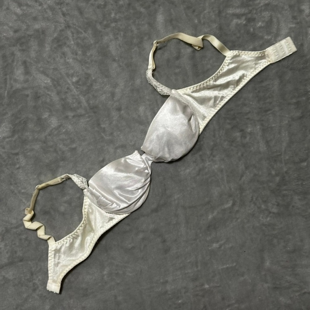 Vintage Self Expressions Maidenform Cream White Satin Lace Underwire Bra 36A